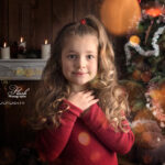 Portrait photo petite fille a noël Aubagne